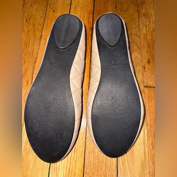 Cute comfy flats - Picture 2 of 2